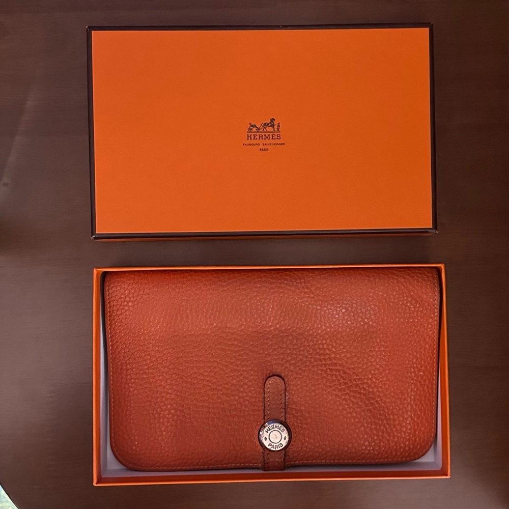 Authentic Hermès Orange Dogon Duo Wallet with box